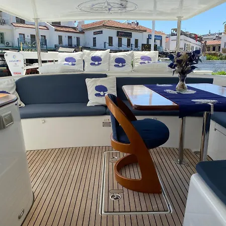 Catamaran Yattatil *